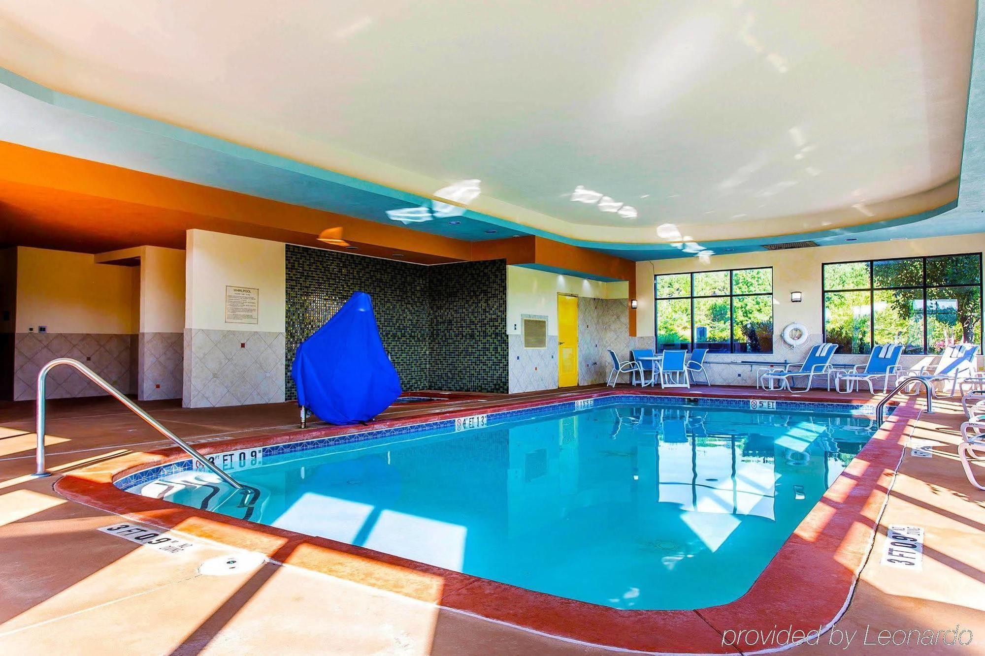 Comfort Suites Stockbridge Atlanta South Buitenkant foto